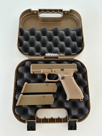 Image 2 for Umarex Glock 19x met 2 magazijnen