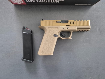 Image 2 for G17 aw custom
