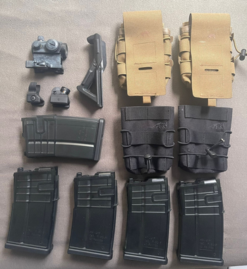 Image 4 pour Umarex HK417 D GBB + 5 Mags - 1 Joule on GreenGrass