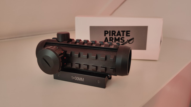 Imagen 1 de Red Dot Pirate Arms