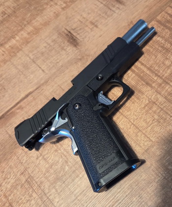 Image 4 for Tokyo Marui Hi-Capa 5.1 DOR + 3 Mags + Holster