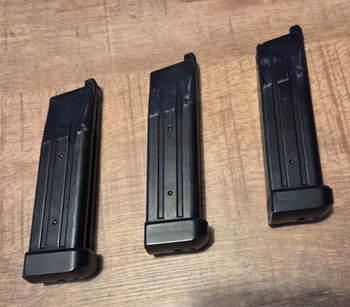 Image 7 for Tokyo Marui Hi-Capa 5.1 DOR + 3 Mags + Holster