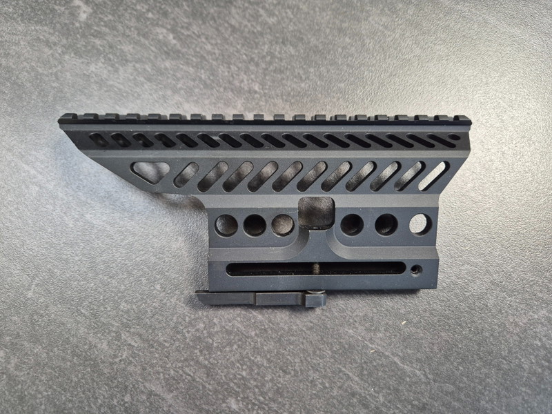 Image 1 for B13 AK Side rail mount