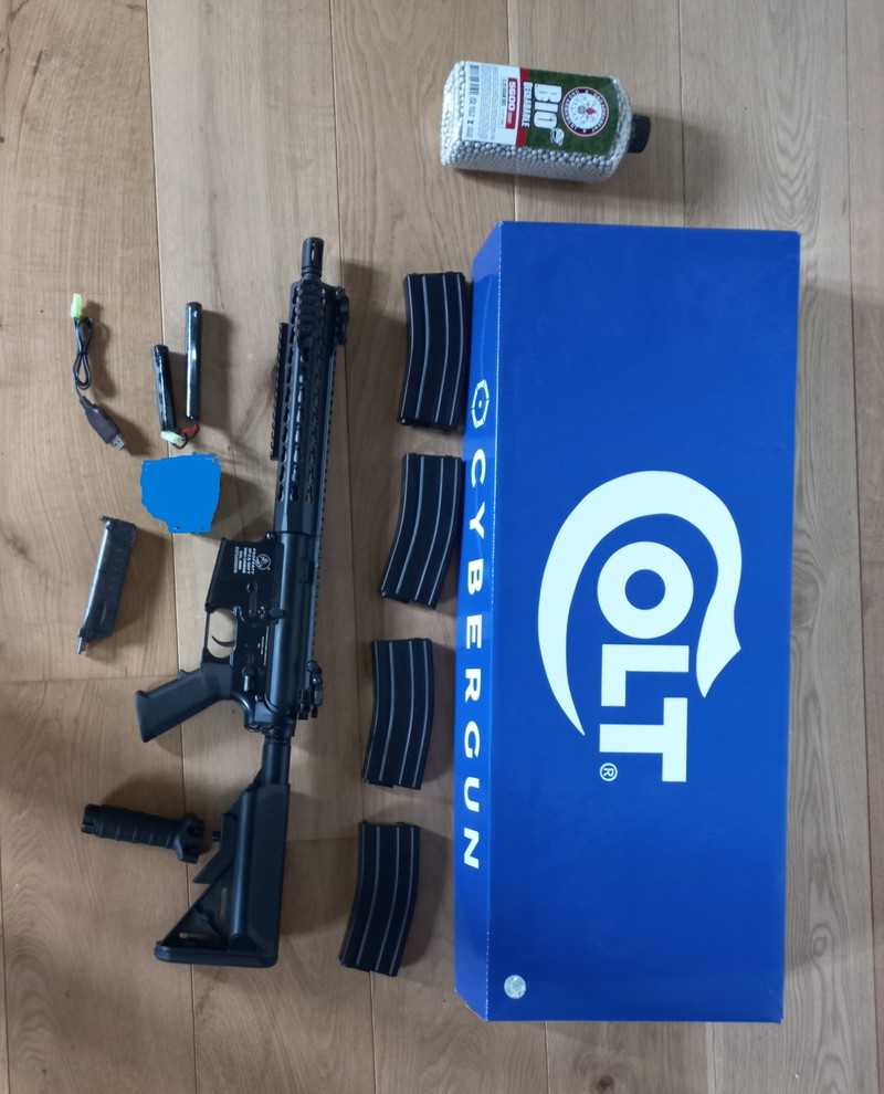 Image 1 for Colt M4A1 Full Metal AEG Compacte Set