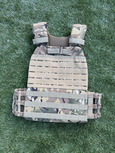 Image for Tactical plate carrier camouflage NIEUW voor 50 euro!