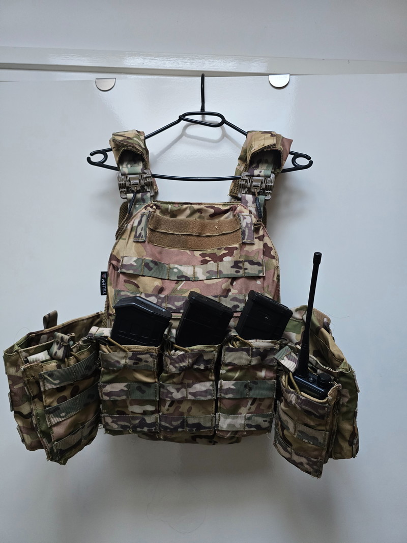Afbeelding 1 van Multicam Plate Carrier | Compleet met Pouches & Back Panel | Topstaat