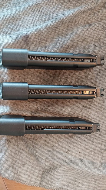 Bild 3 für 3x JDG 30rds Glock en AAP green gas magazijnen.