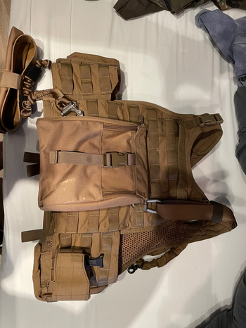 Bild 2 für WAS plate carrier tan