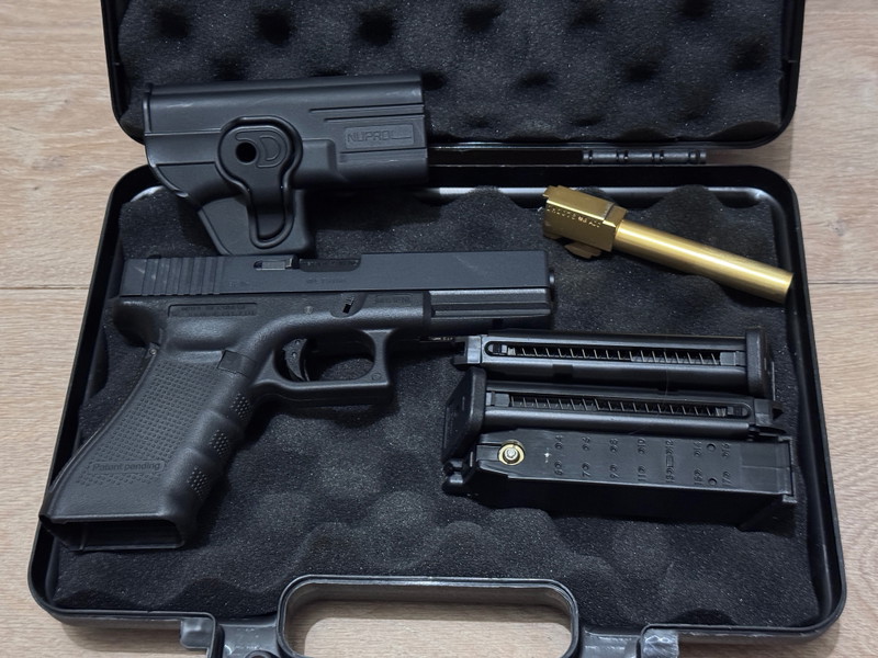 Image 1 for WE Glock18C black and gold out barrel