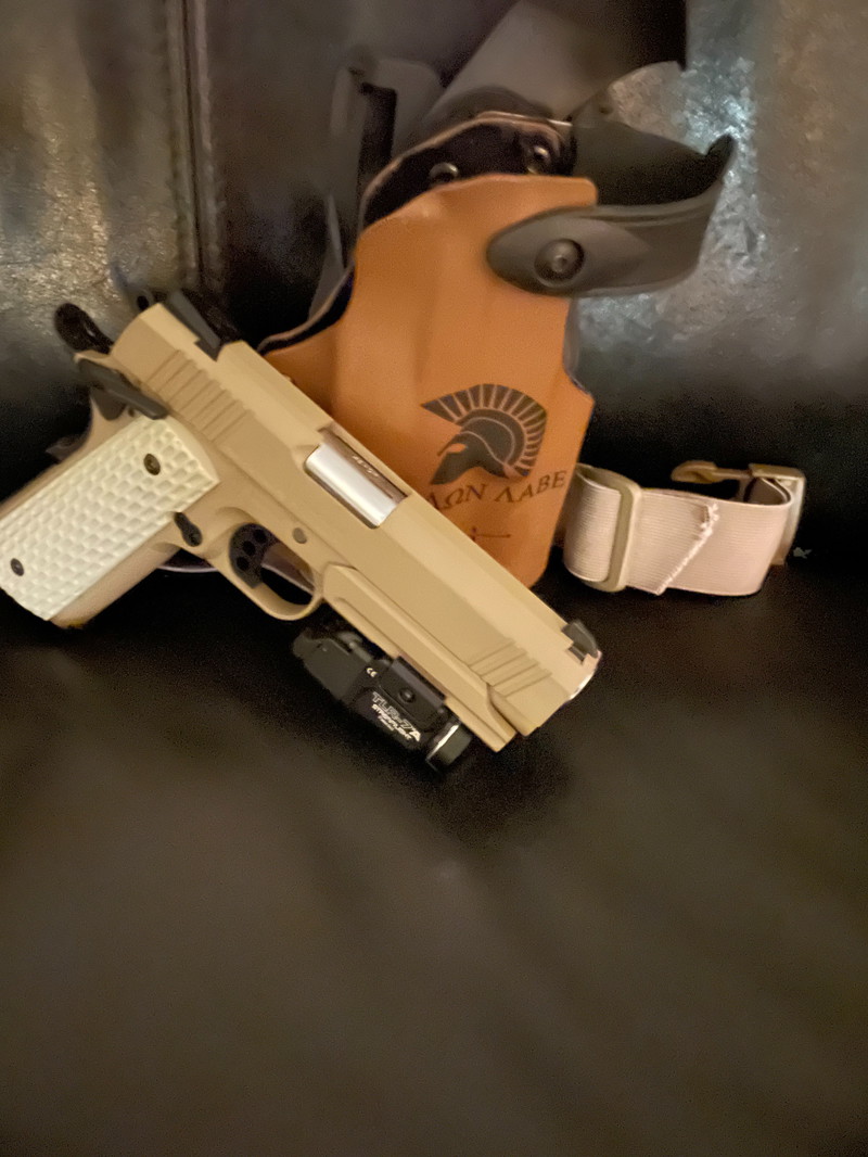 Image 1 for TM dessert warrior, holster en streamlight