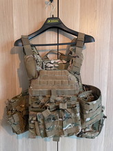 Image for Multicam Vest & Helm met comms