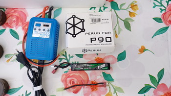 Afbeelding 2 van Cybergun p90 te koop.