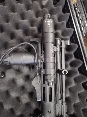 Image 5 for 28bb's p/s! MP5 CM.041G Upgraded Version + Weaponcase, Drum Mag, Flashlight & Laser, Slechts 1 Game Gebruikt !Zo Goed Als Nieuw!