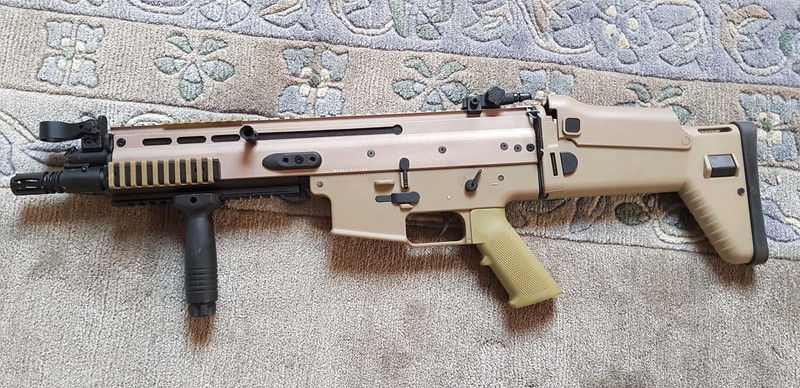 Image 1 for Compleet geupgrade SCAR-L