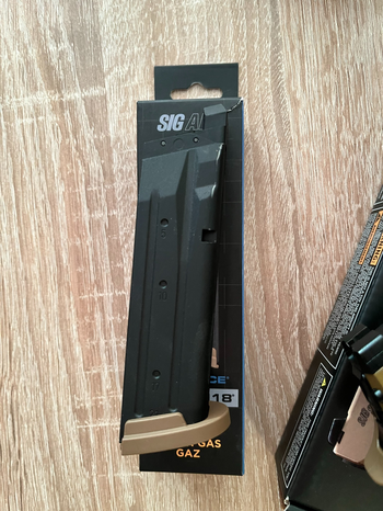 Bild 3 für Sig Sauer Proforce P320 M18 incl extra mag en koffer