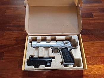 Image 4 pour Desert Eagle .50AE Silver by Cybergun/WE