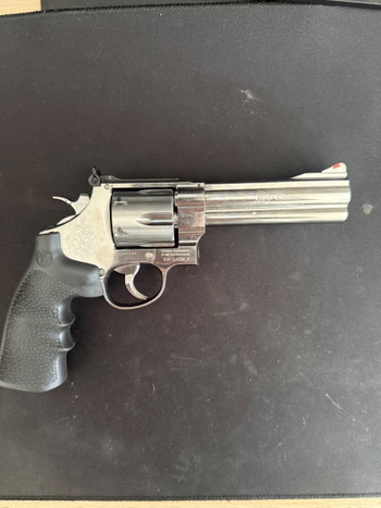 Image 2 for Smith and wesson 629 classic revolver