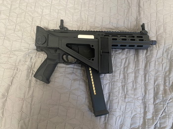 Image 4 for Airsoft UTR 45 SMG AEG