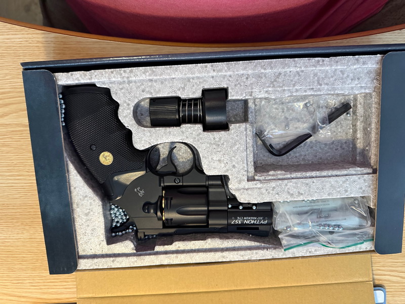 Imagen 1 de Magnum Python 357 revolver