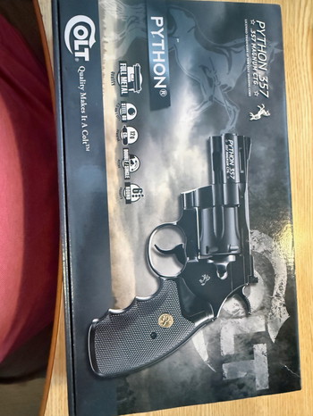 Imagen 2 de Magnum Python 357 revolver