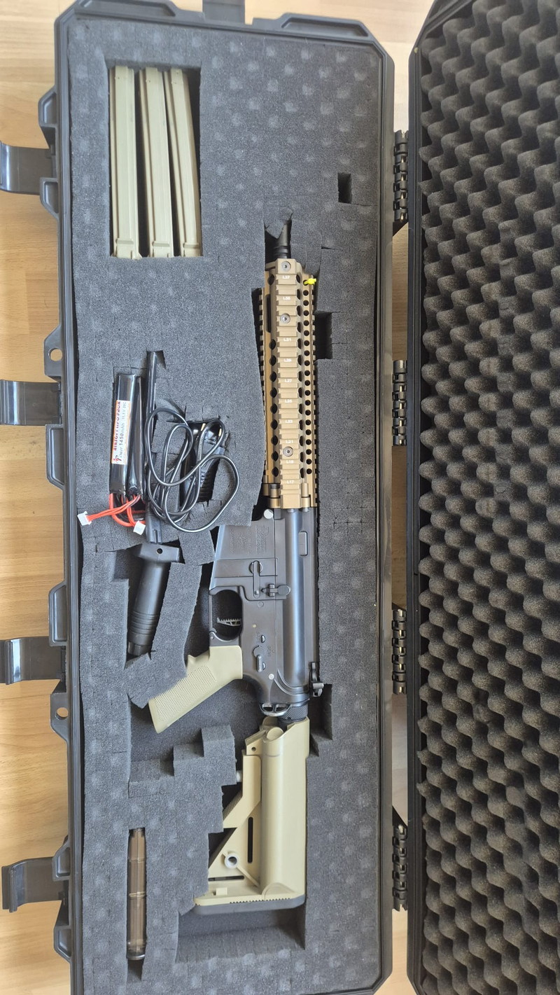 Bild 1 für Specna arms m4 carbine + kist en accesoires