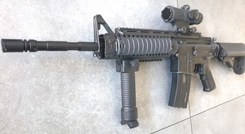 Imagen 3 de Full Metal MK16 + upgrades + red dot en TB1 (umarex)