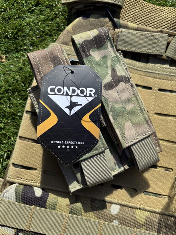 Imagen 3 de Nieuwe Camo Plate Carrier Set Condor & Nuprol Gear