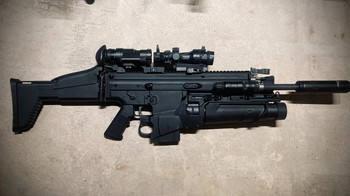 Imagen 2 de SCAR-H EGLM VFC full accessories