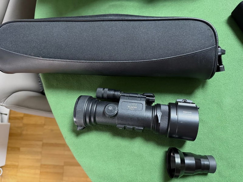 Image 1 for Dedal 541 mit 56 Rusan Adapter Nachtsicht Vorsatz
