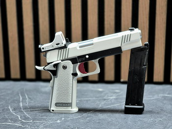 Afbeelding 5 van Hi-Capa 5.1 D.O.R. White Tokyo Marui | GBB | Custom