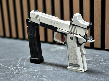 Afbeelding 6 van Hi-Capa 5.1 D.O.R. White Tokyo Marui | GBB | Custom