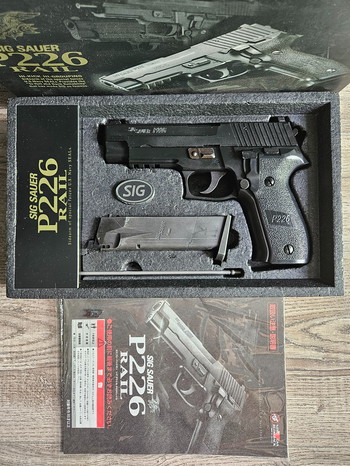 Image 8 pour Tokyo Marui Sig Sauer P226 rail