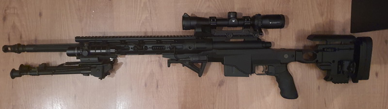 Image 1 for Gloednieuwe ares msr700 met vortex crossfire