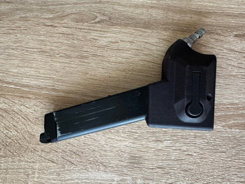Afbeelding 2 van Primary Airsoft HPA adapter voor Glock 17 / AAP01