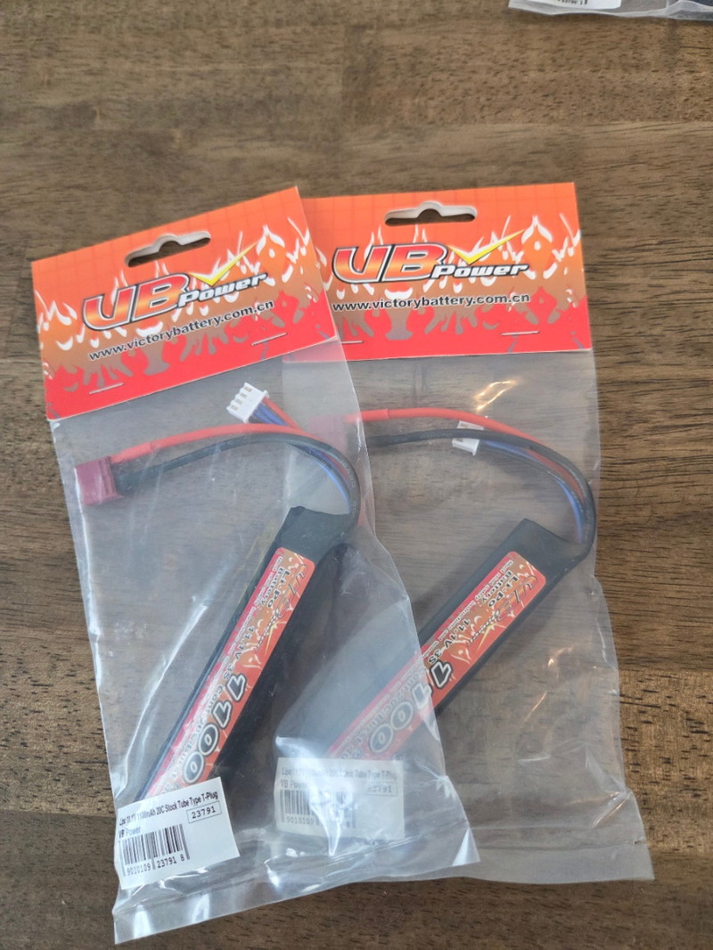 Afbeelding 1 van 2 x VB Power Lipo 11.1V 1100mAh 20C Stock Tube Type Deans