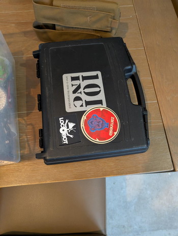 Imagen 3 de volledige uitrusting met verschillende wapens sniper, HPA pistol, P90, M4