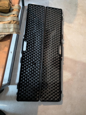 Bild 5 für volledige uitrusting met verschillende wapens sniper, HPA pistol, P90, M4