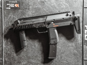 Zdjęcie 2 – VFC MP7