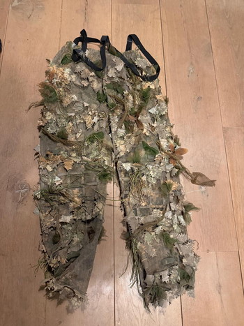 Afbeelding 2 van Custom leaf suit STALKER met veel toebehoren