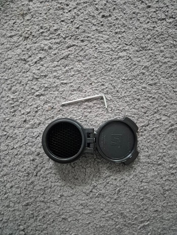 Bild 5 für Trijicon MRO Killflash Flip Cap