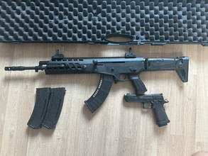 Image pour CM.103 Ak Alpha Cyma Platinum