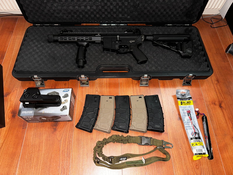Afbeelding 1 van VFC Avalon Saber CQB DX (incl. koffer) + toebehoren
