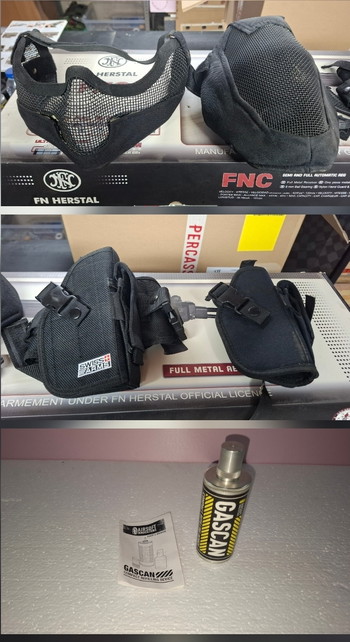 Afbeelding 5 van Groot airsoft lot met FN Minimi - SCAR, FNC, pistolen, munitie en gear