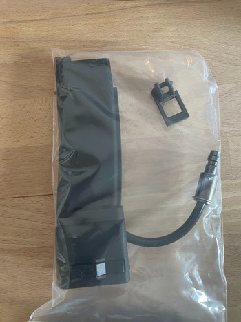 Image 2 for VFC MP7 V2 GBB HPA Adapter van Airtac. Nieuw & sealed.