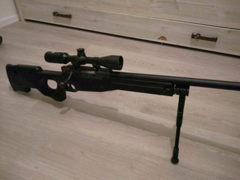 Image 2 for Well L96 met pirate arms scope
