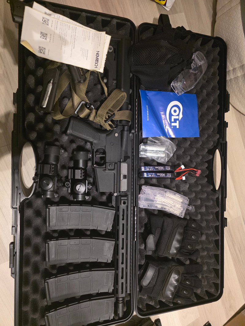Afbeelding 1 van Complete Airsoft Set.