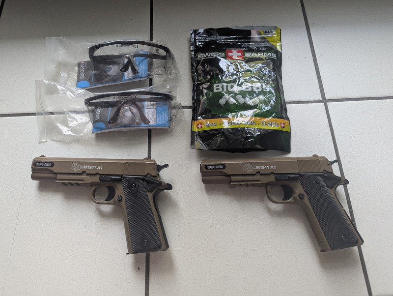 Image 1 for Colt M1911A1 + BBs + lunette protection