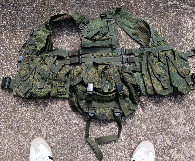 Image 1 for Russische 6Sh117 ratnik assault vest & buttpack
