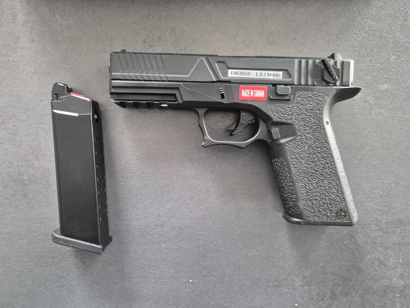 Image 1 for G18c aw custom