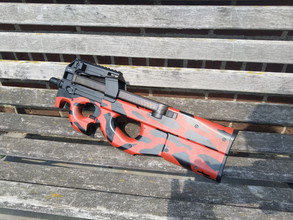 Afbeelding van P90 Red tiger - GEUPGRADE